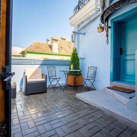 Blue House Citadel Elite Sighisoara Apartment ภายนอก รูปภาพ